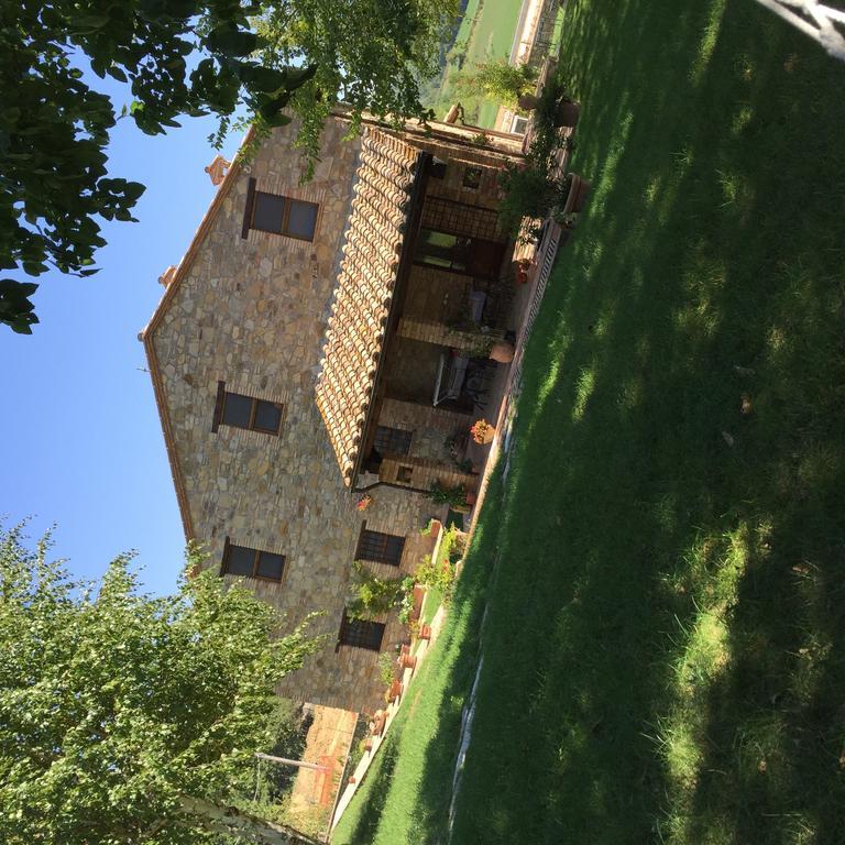 Azienda Agrituristica I Tre Casali Magione Exterior photo