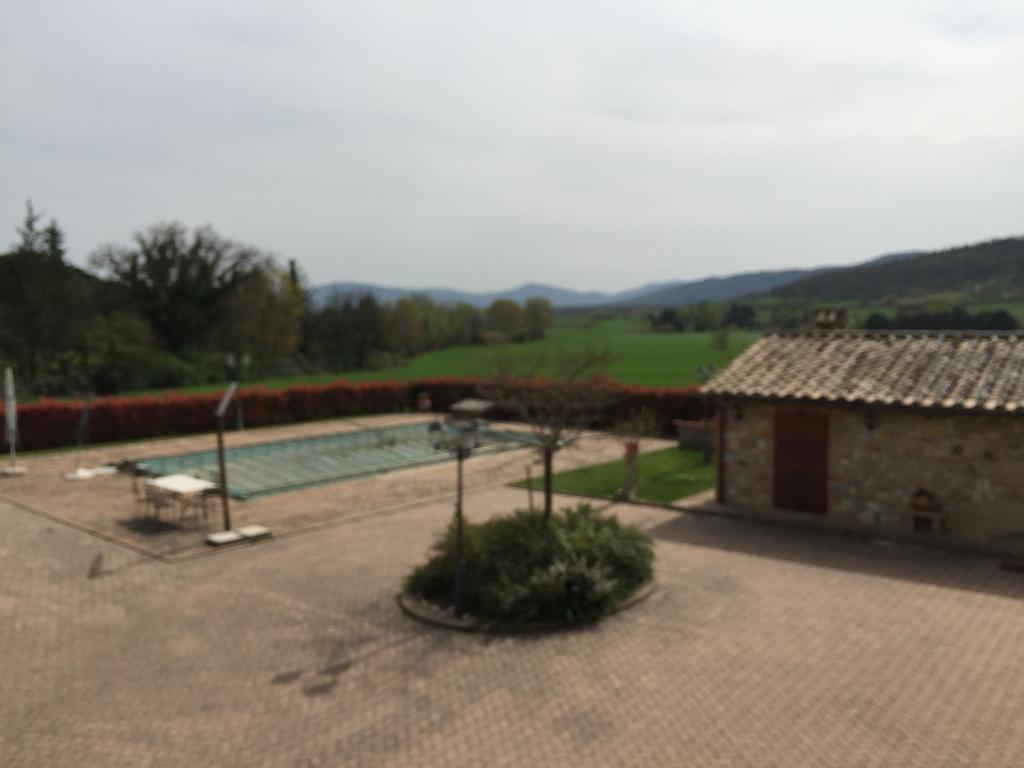 Azienda Agrituristica I Tre Casali Magione Exterior photo